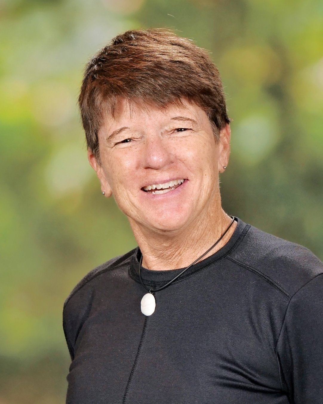 Sarah gets a karate lesson the last of us